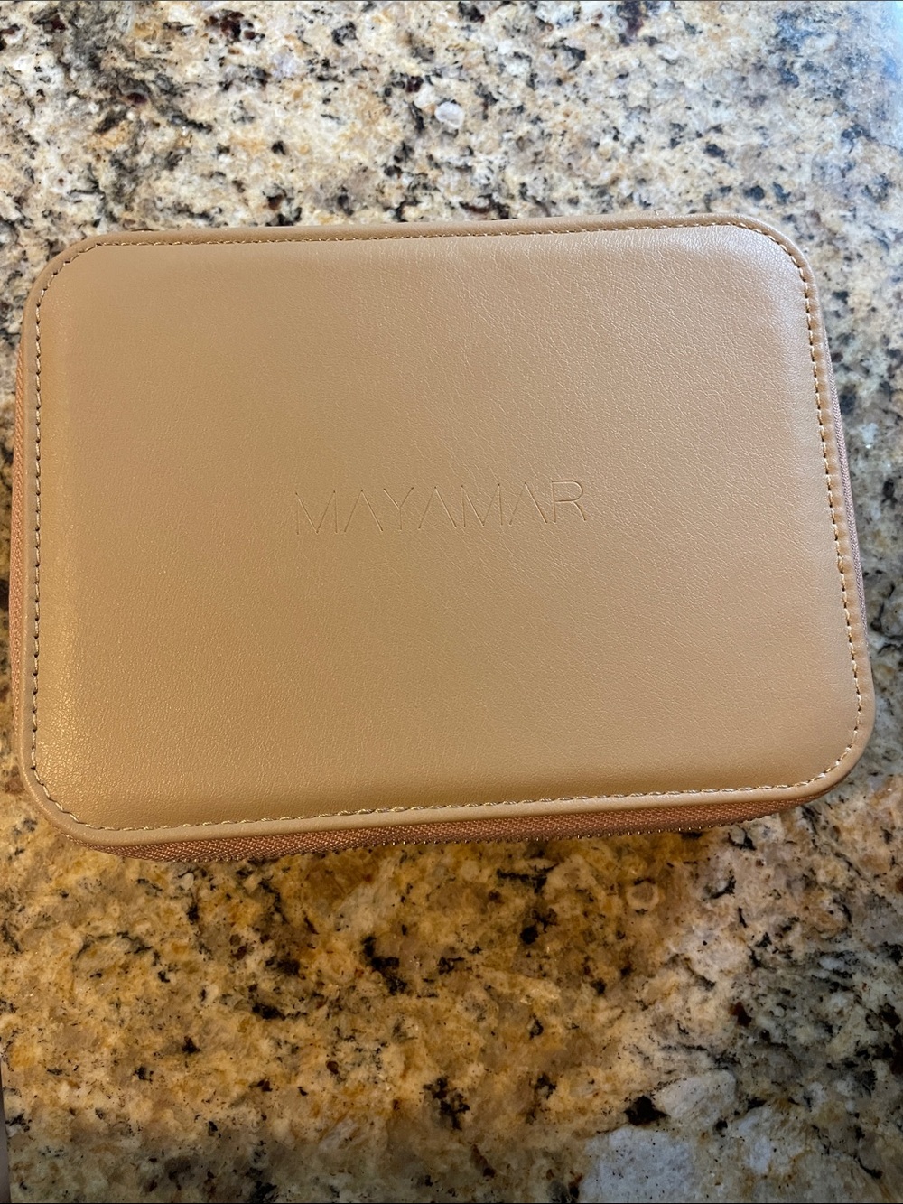 MAYAMAR Tan Travel Jewelry Case - Zip Closure